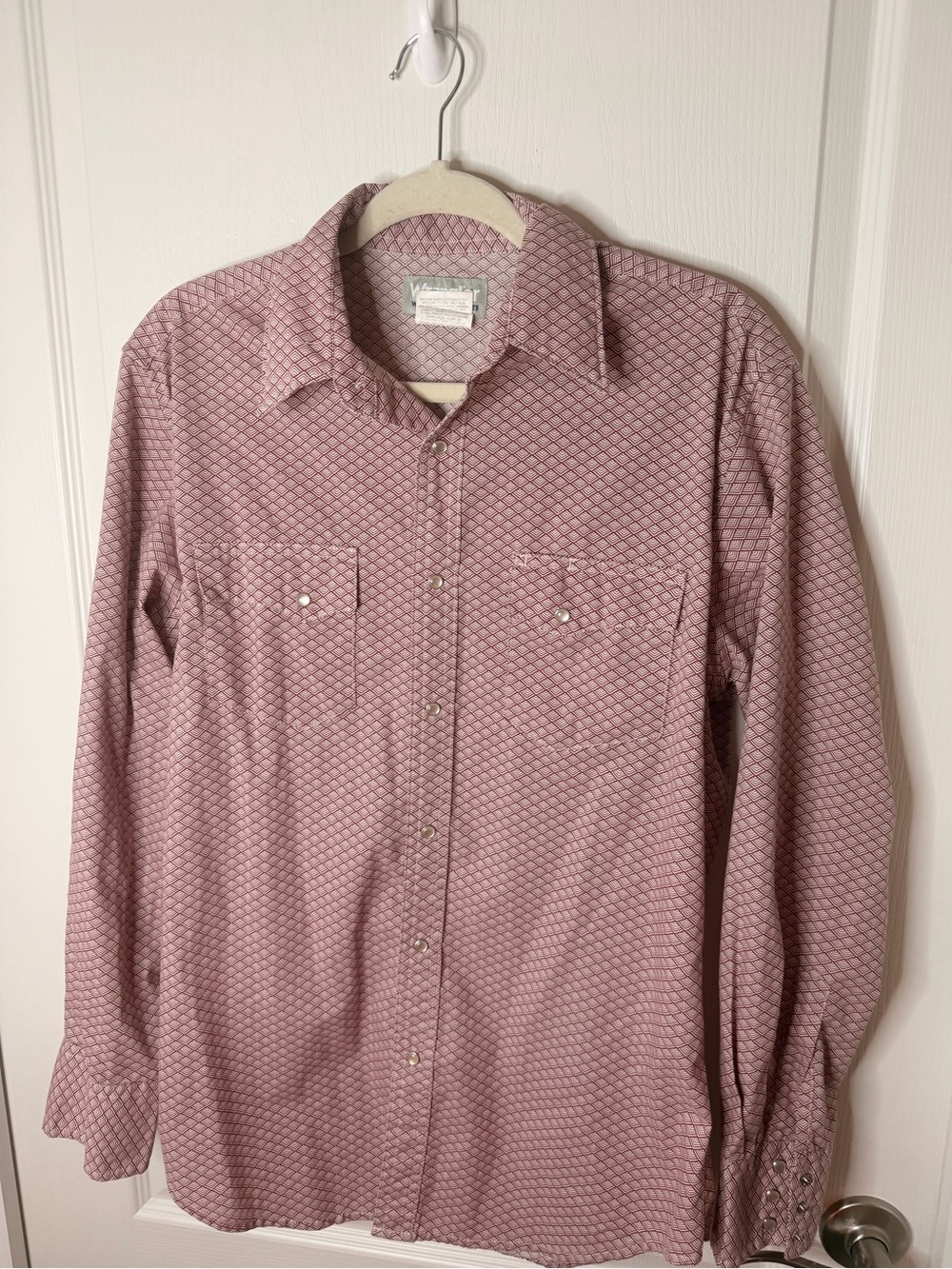 Vintage Wrangler Men's Long-Sleeve Button-Down Shirt - Dusty Rose Pattern